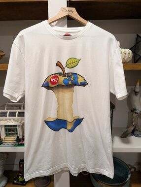 The Why Files Earth Apple Core Adam & Eve White T-shirt Size XL